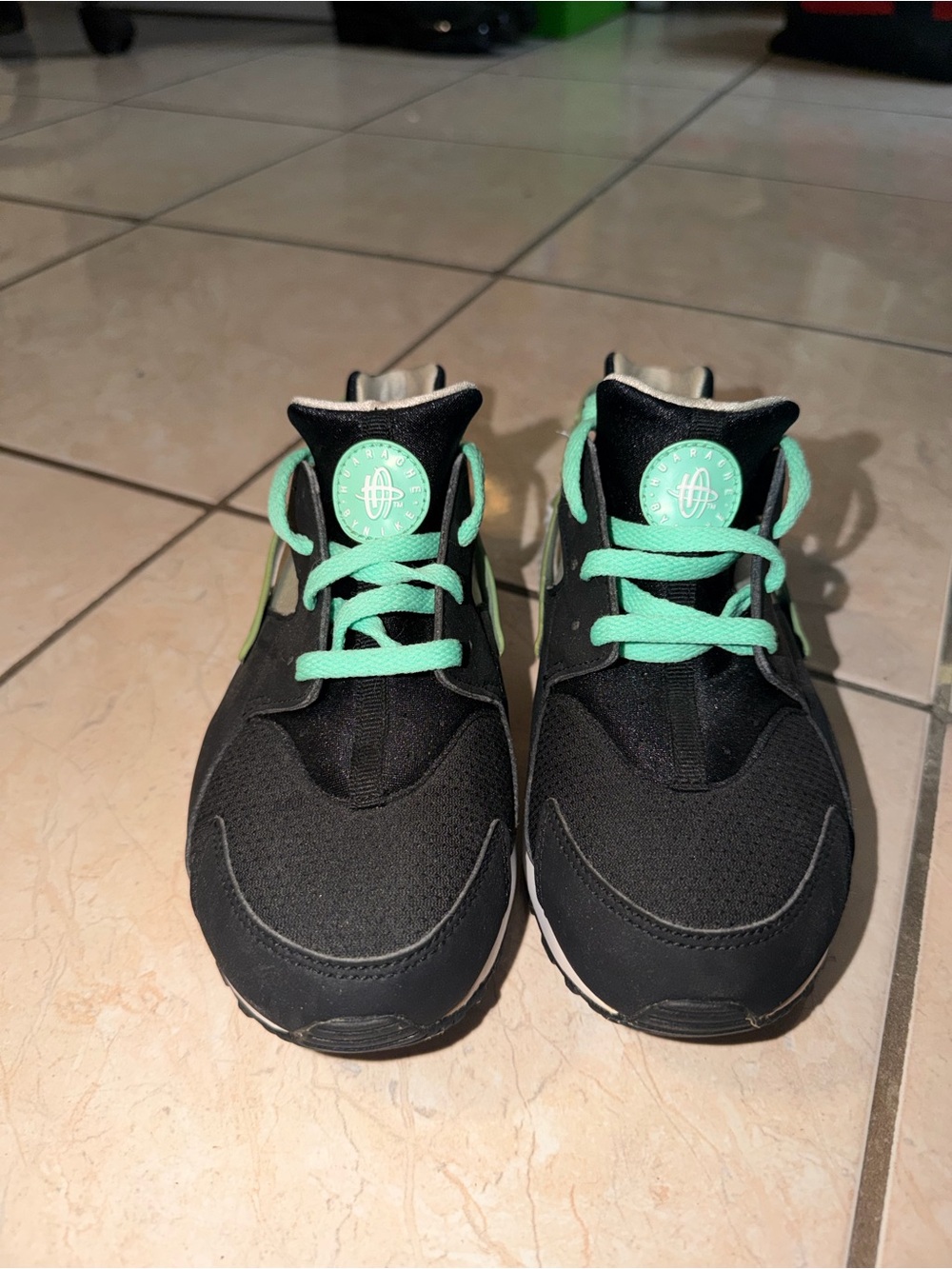 Nike Kids Black Sneakers with Mint Green Details - Casual Athletic Shoes